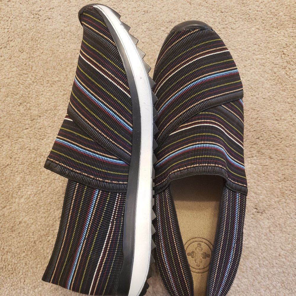 Charleston Shoe Co. Athena size 7, brand new!